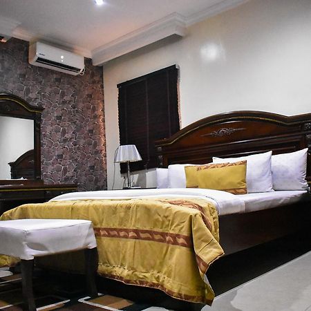 Beni Hotel Lagos Bagian luar foto