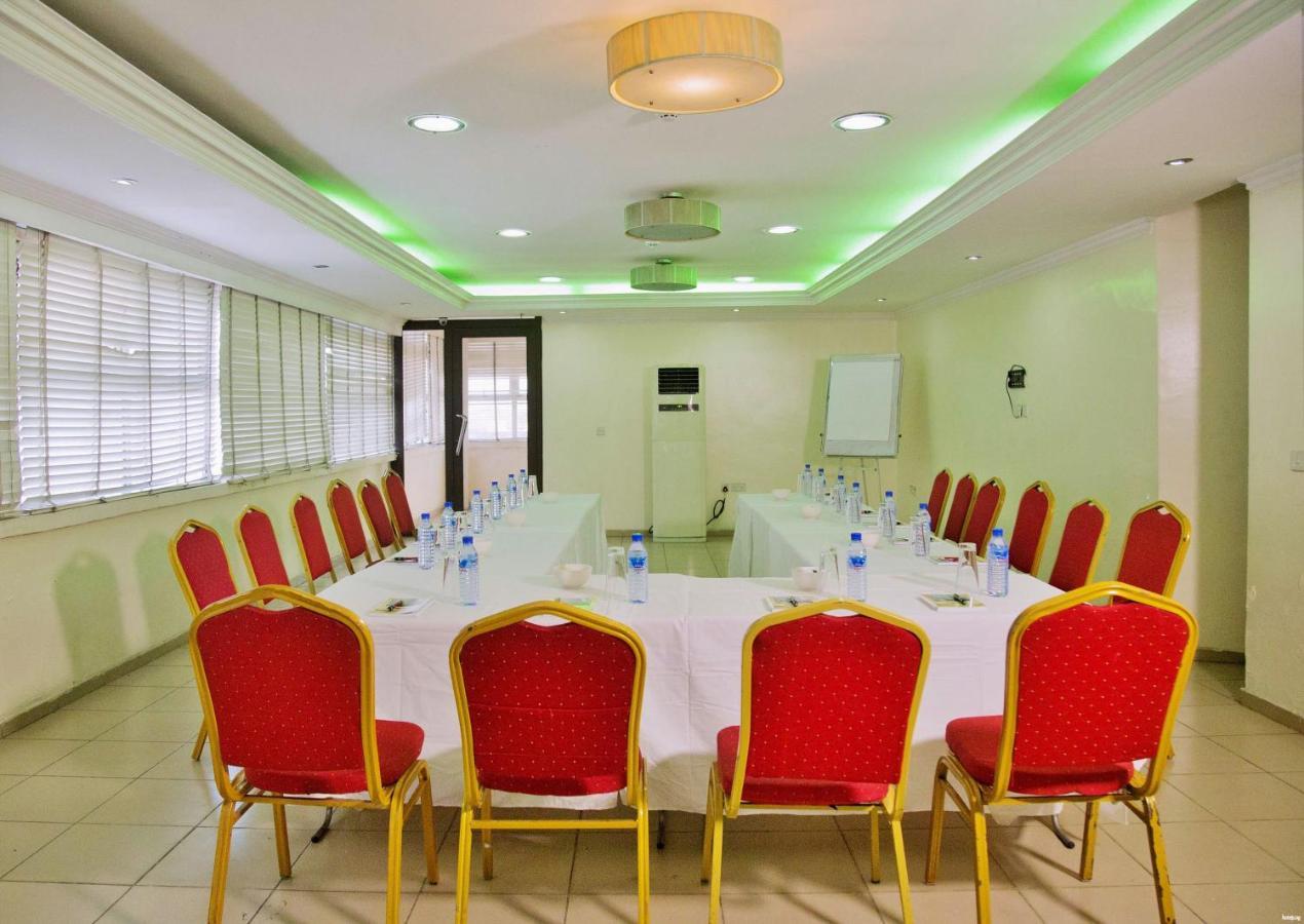 Beni Hotel Lagos Bagian luar foto