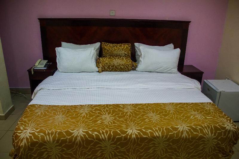 Beni Hotel Lagos Bagian luar foto