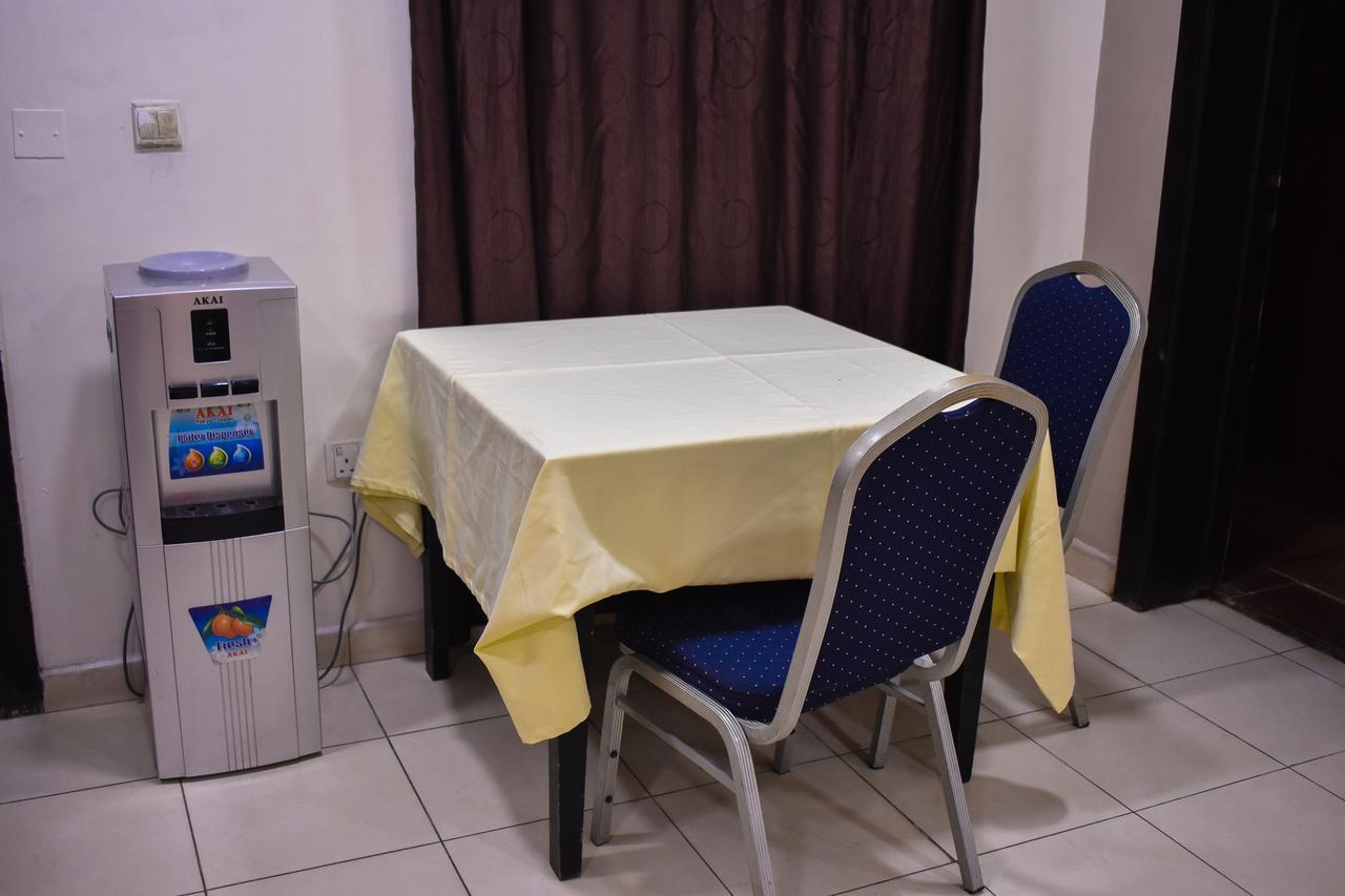 Beni Hotel Lagos Bagian luar foto