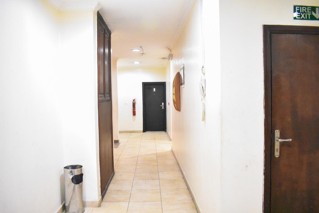 Beni Hotel Lagos Bagian luar foto